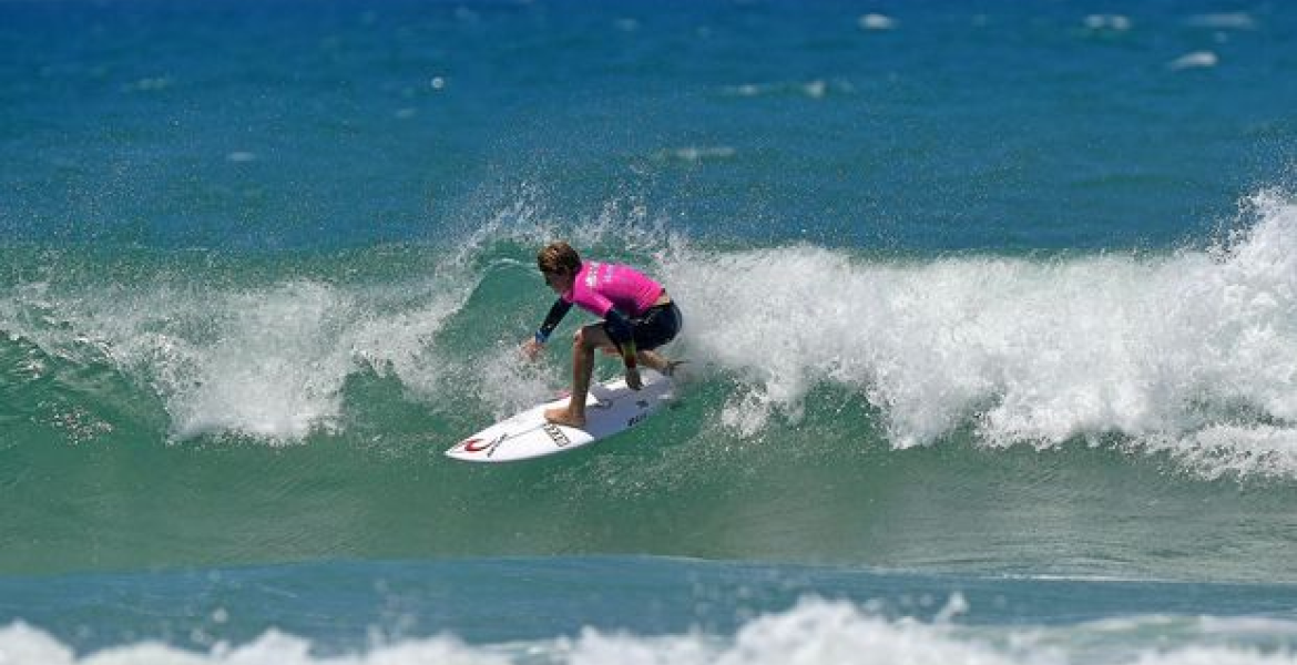 Xavier impresses in Julian Wilson's invitational event hero image