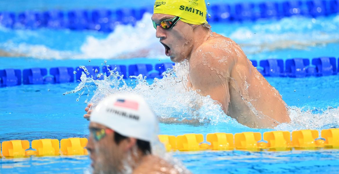 Smith wins Australia’s first medal of the Games hero image