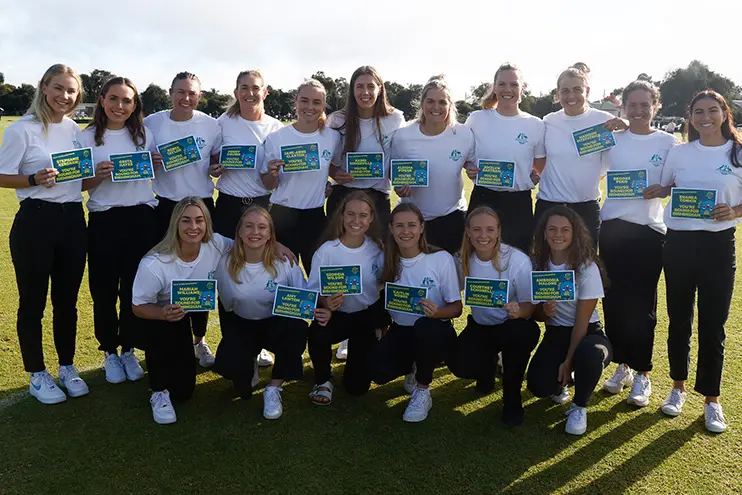 Dynamic Hockeyroos chase golden goal at Commonwealth Games