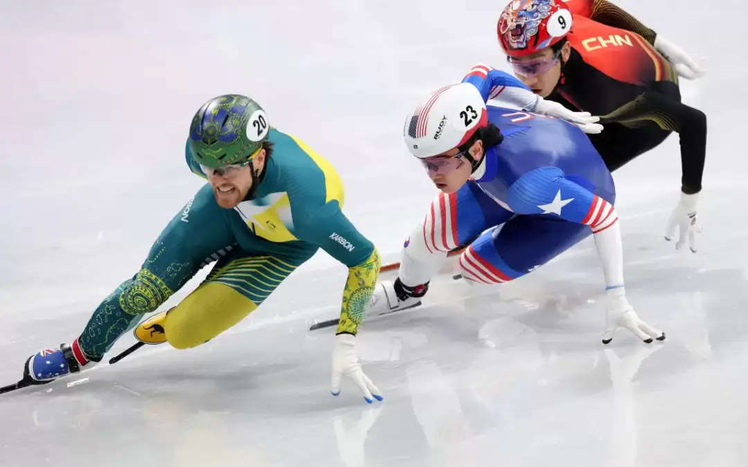 Brendan Corey delivers ‘textbook’ race to reach Short Track Speed Skating semifinals