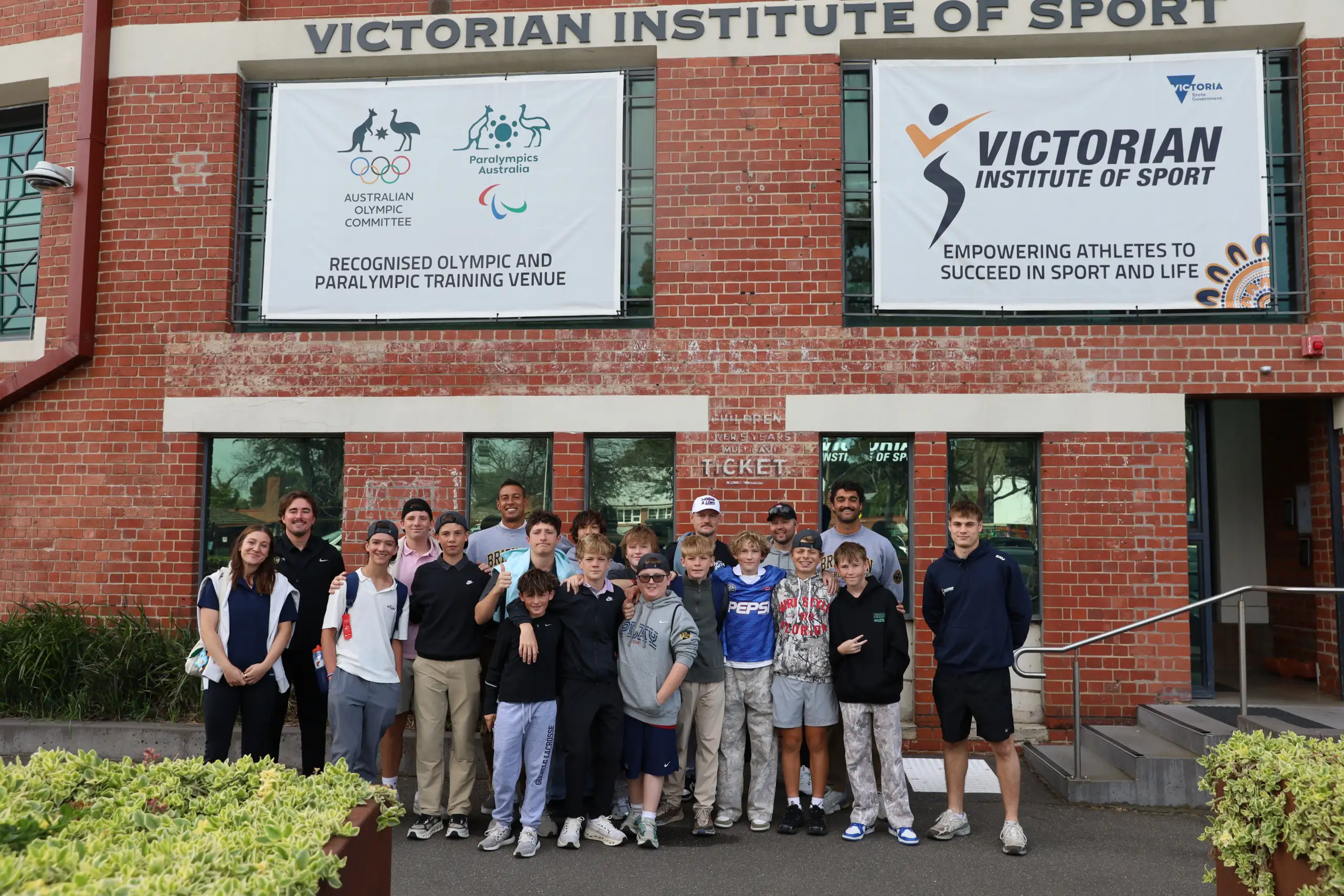International Lacrosse Players Experience the VIS _1